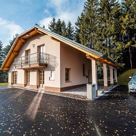 Holiday Home With Hot Tub And Sauna Sabina Rovte Exterior photo