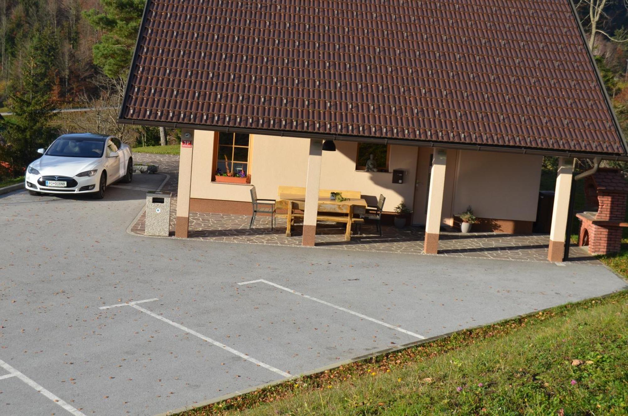 Holiday Home With Hot Tub And Sauna Sabina Rovte Exterior photo